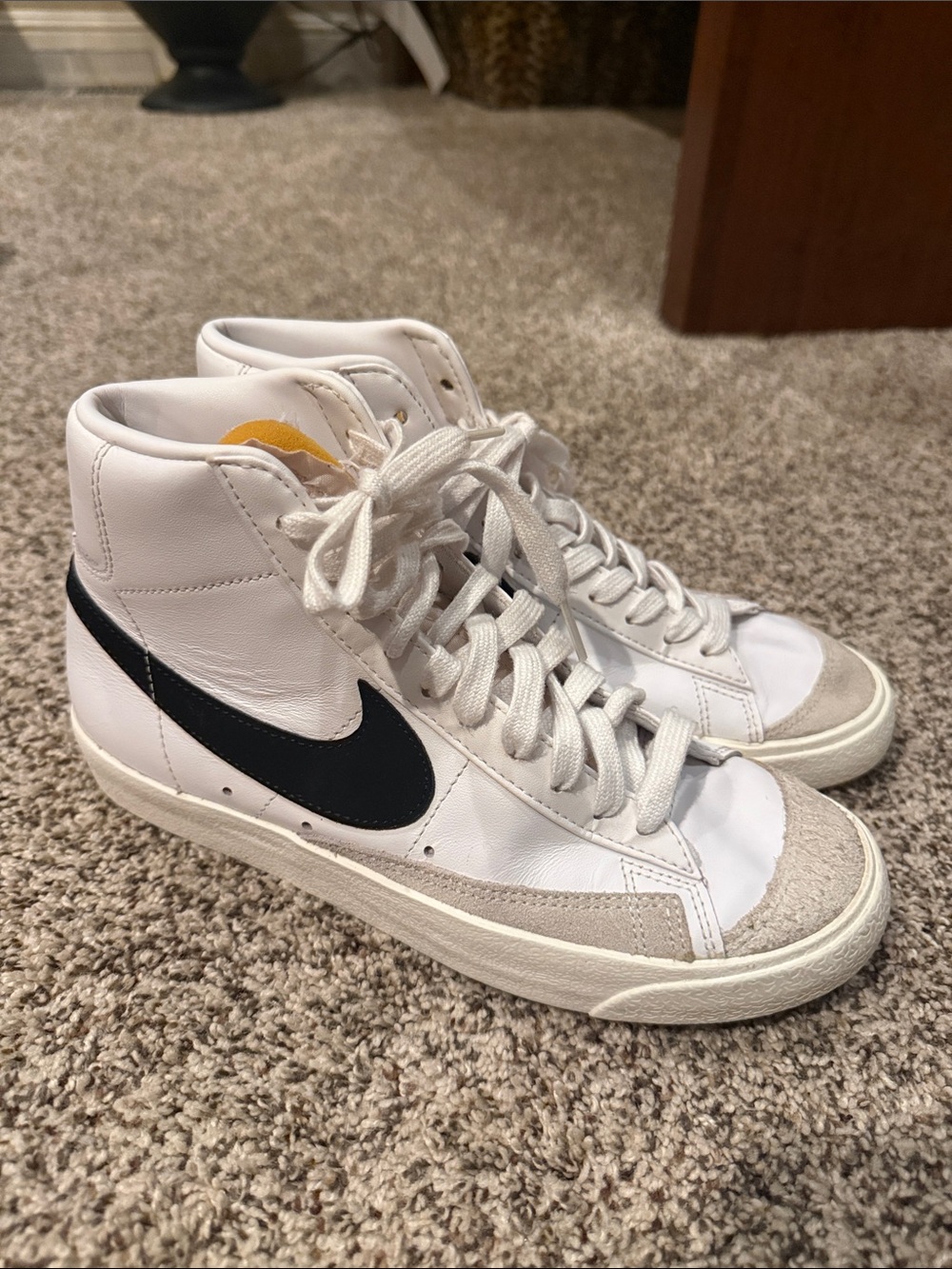 Nike ‘77 Blazer high tops Sz 7.5